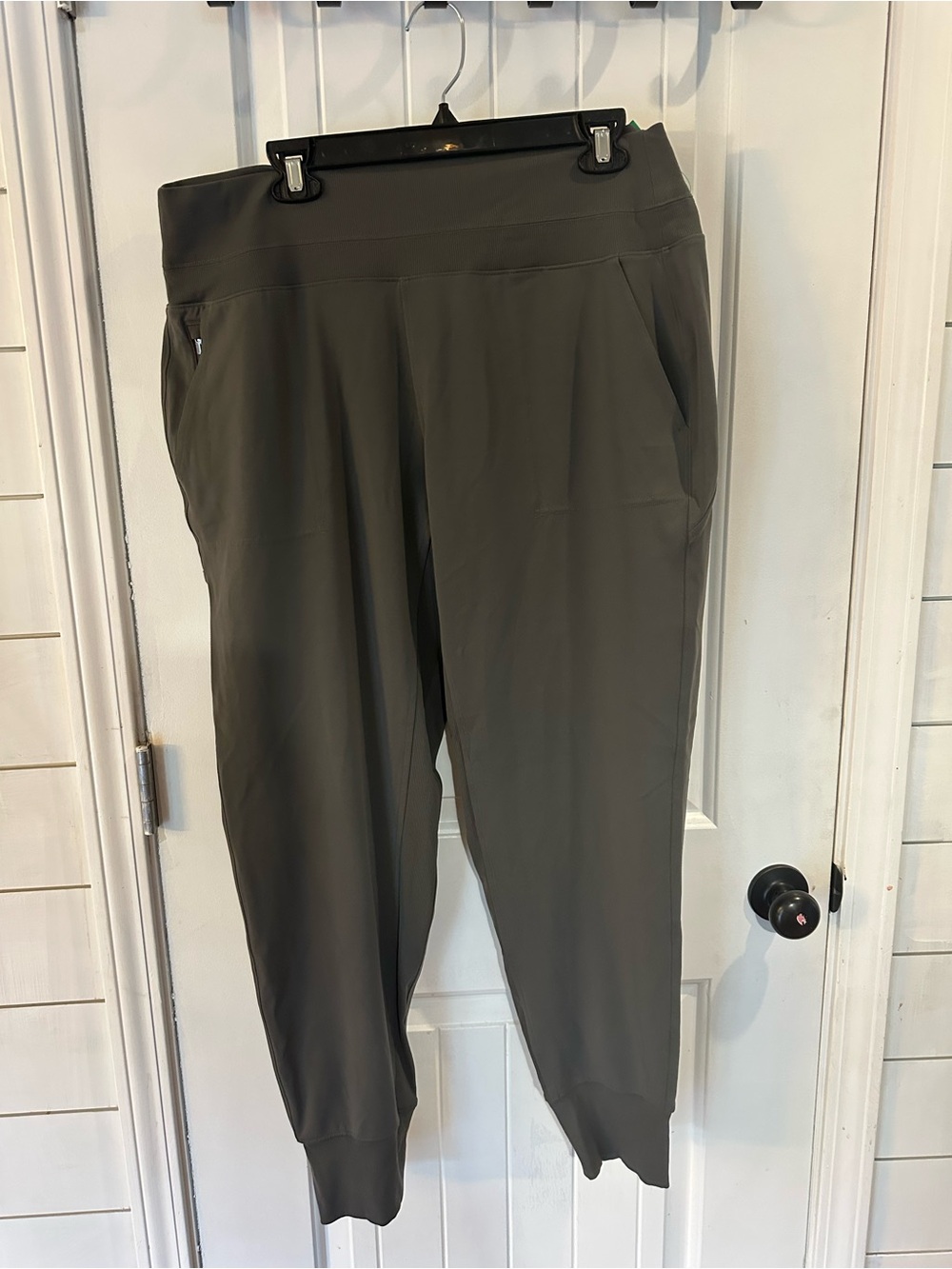 Athleta Olive Green Women’s Jogger Pants XL TALL